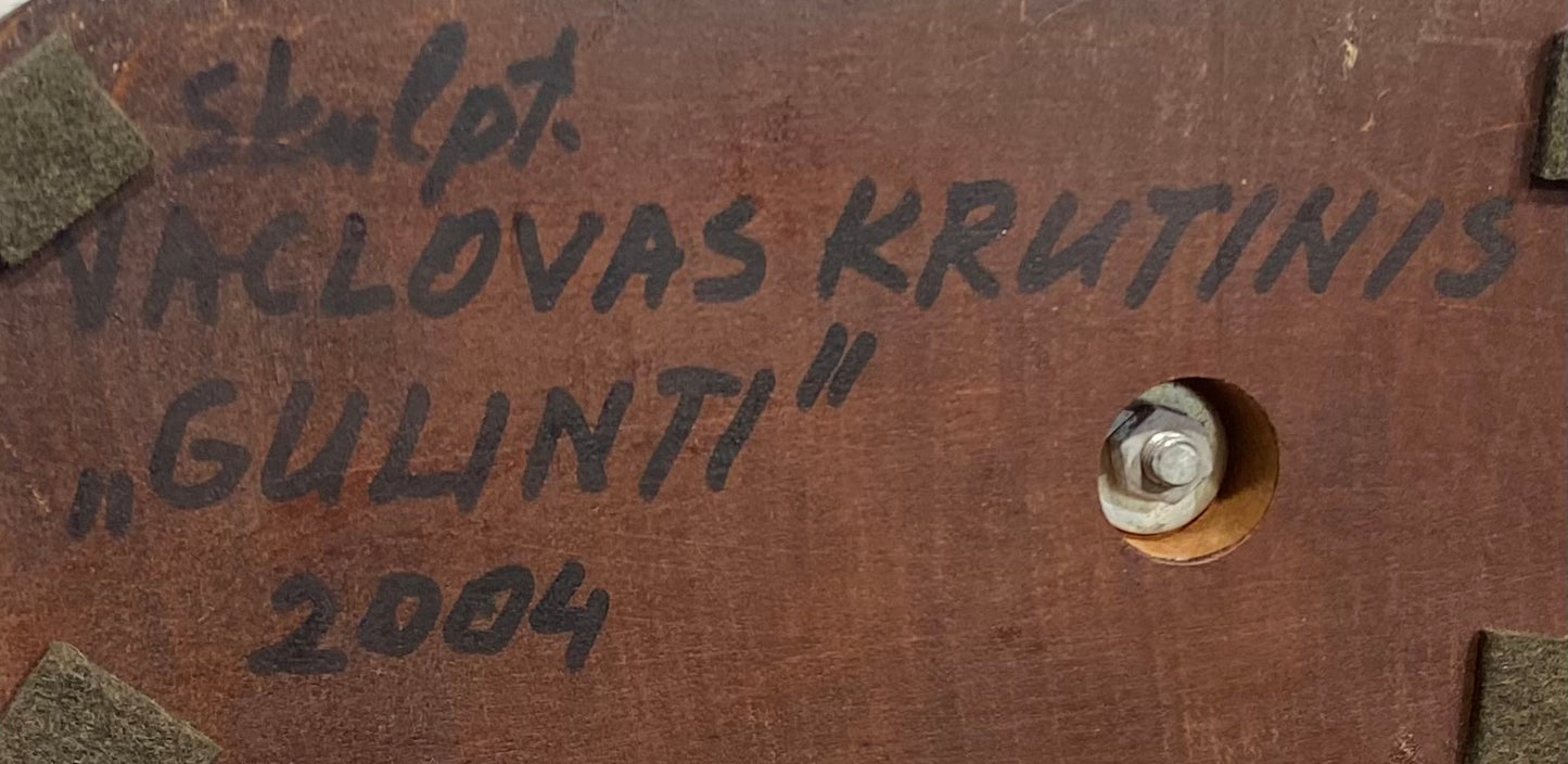 Vaclovas Krutinis | Gulinti, 2004 | Bronza, medis, H:19