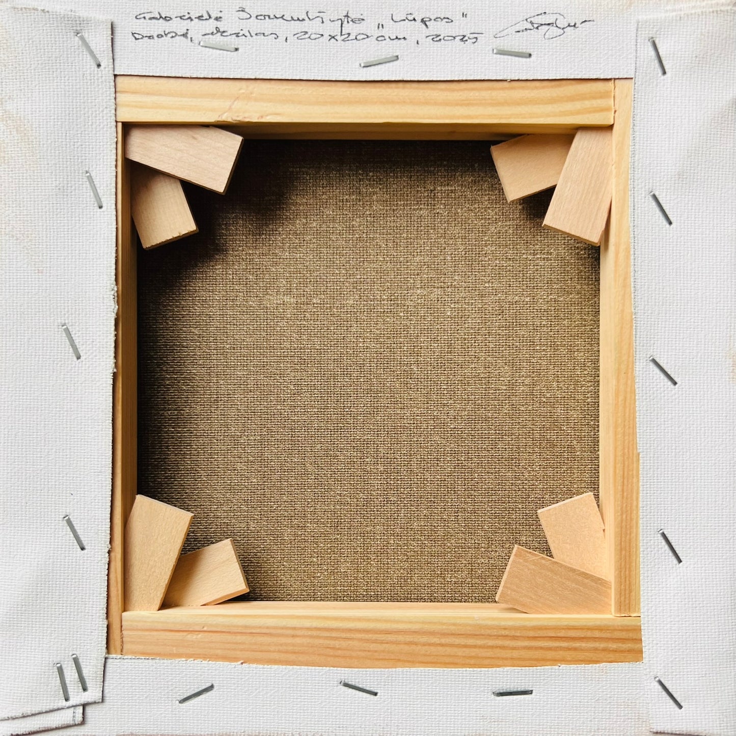 Gabrielė Šermukšnytė | Lūpos, 2025 | Drobė, akrilas, 20x20