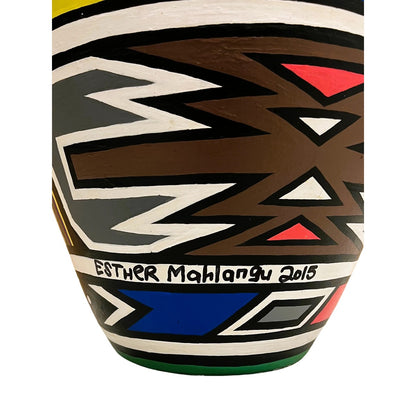 Esther Mahlangu – Ndebele Design, 2015 (signature ESTHER Mahlangu 2015, lower body)