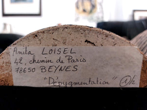 Anita Loisel (g. 1962, Prancūzija)<br>Depigmentacija, 2007<br>Akmens masė, emalė, 51x20x12 ir 51x21x10