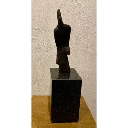 Steponas Šarapovas | Pasvirusi figūra | Bronza, granitas, H:27, su postamentu 47