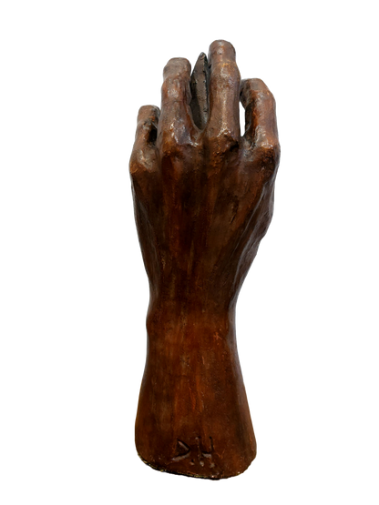 D. H. (Prancūzija) | Hand, Overturned Arrow | Bronze, brown patina, 40x40x12