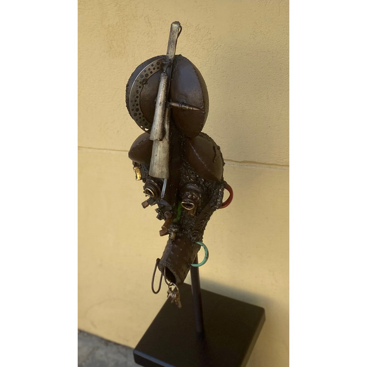 Daniel Bamigbade (Benin) | Mask | Iron, small found metal objects, H:60