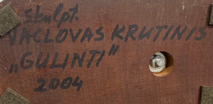 Vaclovas Krutinis | Gulinti, 2004 | Bronza, medis, H:19
