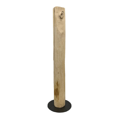 Miglė Janušaitė Jašauskė, Klausykla No. 2, 2026, wood, H 129 cm