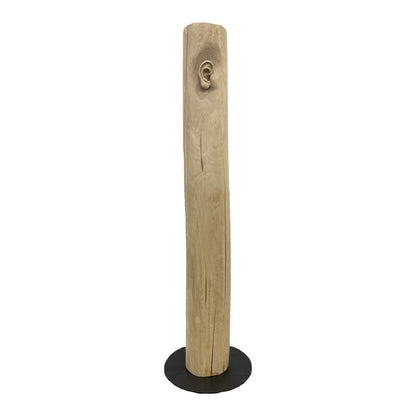 Miglė Janušaitė Jašauskė, Klausykla No. 5, 2026, wood, H 122 cm