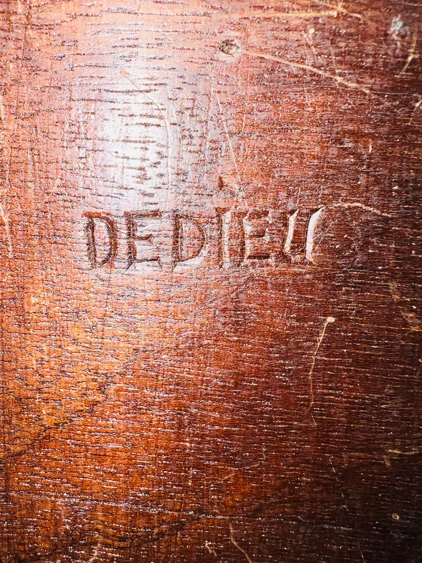 Pierre Dedieu (1928-2013, France) | Grande figure drapée | Wood, 64.5x11x7